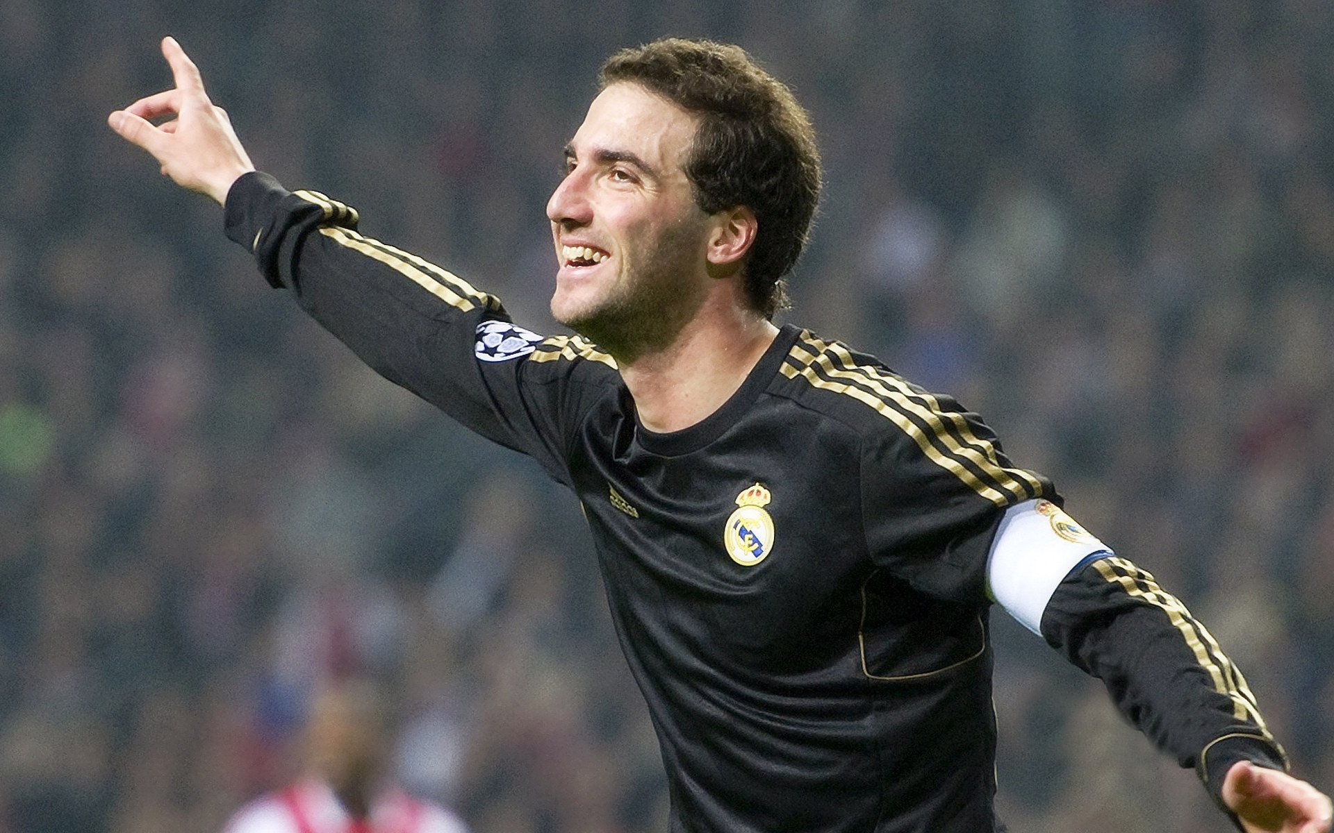 欧冠小组赛精彩对决，曼联与巴萨的胜负决定晋级形势，欧冠决赛曼联打巴萨